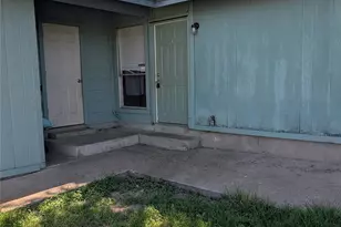 9507 Night Star Dr, Del Valle, TX 78617 - Photo 8