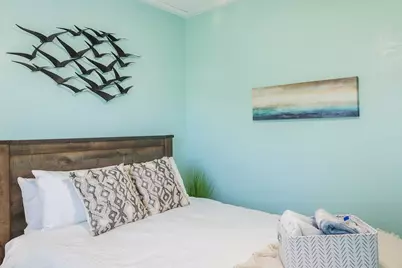 5801 Avenue S 1/2, Galveston, TX 77551 - Photo 10