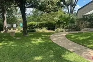 5 River Hollow Ln, Houston, TX 77027 - Photo 46