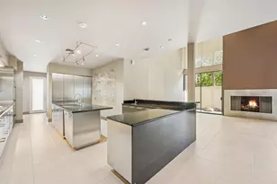 5 River Hollow Ln, Houston, TX 77027 - Photo 12