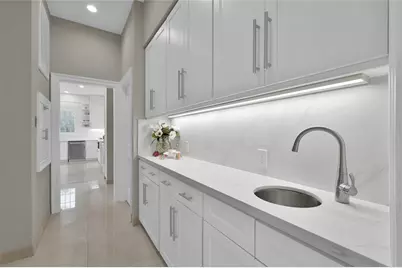 10 West Isle Place, The Woodlands, TX 77381 - Photo 18