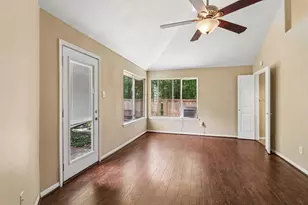 26 Cedar Chase Pl, The Woodlands, TX 77381 - Photo 14