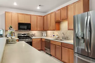 7907 Beryl Ct, Texas City, TX 77591 - Photo 12