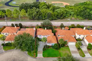 14234 Flower Creek Ln, Houston, TX 77077 - Photo 2