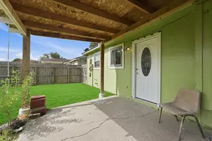 8614 Sherrywood Dr, Houston, TX 77044 - Photo 24
