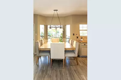 1015 Highland Woods Drive, Highlands, TX 77562 - Photo 10