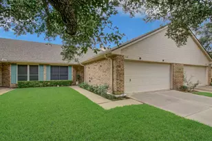 3618 Teakwood Ln, Pearland, TX 77584 - Photo 2