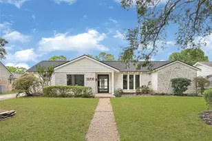 10710 Candlewood Dr, Houston, TX 77042 - Photo 1