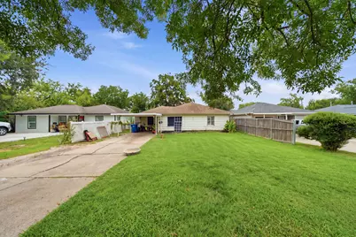 707 Washington Street, South Houston, TX 77587 - Photo 1