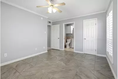 7600 Emmett F Lowry Expressway #315, Texas City, TX 77591 - Photo 10
