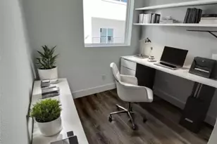 505 Schweikhardt St, Houston, TX 77020 - Photo 2