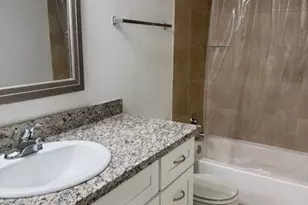 8003 Woodway Dr, Houston, TX 77063 - Photo 20