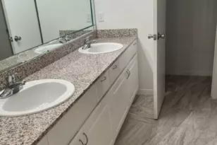 8003 Woodway Dr, Houston, TX 77063 - Photo 12