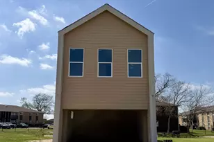 1120 Miller Rd, Sealy, TX 77474 - Photo 2