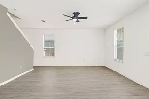 318 Maple Bark Trl, Conroe, TX 77378 - Photo 6