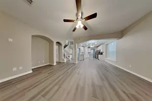 2223 Brown Oak Dr, Conroe, TX 77304 - Photo 2