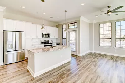 2111 Austin Street #621, Houston, TX 77002 - Photo 4