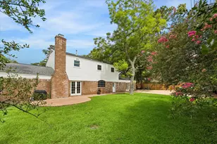 934 Moss Spring Ln, Hedwig Village, TX 77024 - Photo 20