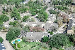 9400 Doliver Dr, Houston, TX 77063 - Photo 36