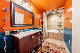 9400 Doliver Dr, Houston, TX 77063 - Photo 6