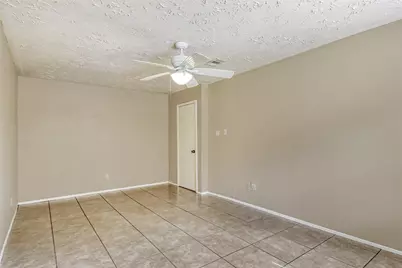 45 Coralberry Road, The Woodlands, TX 77381 - Photo 16