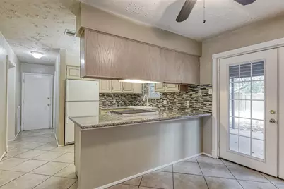 45 Coralberry Road, The Woodlands, TX 77381 - Photo 10