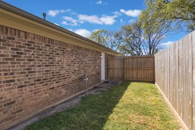 1009 Cedar Street #2, Deer Park, TX 77536 - Photo 12