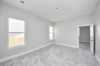 7160 Rook Boulevard, Houston, TX 77087 - Photo 18