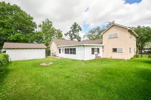 134 4th St, Sugar Land, TX 77498 - Photo 22