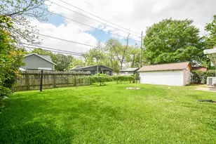 134 4th St, Sugar Land, TX 77498 - Photo 20