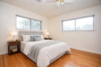 134 4th Street, Sugar Land, TX 77498 - Photo 16