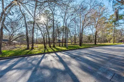 1810 Fm 517 Road E, Dickinson, TX 77539 - Photo 16