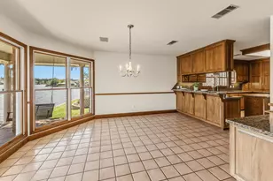 2008 Wickersham Dr, Huntsville, TX 77340 - Photo 14