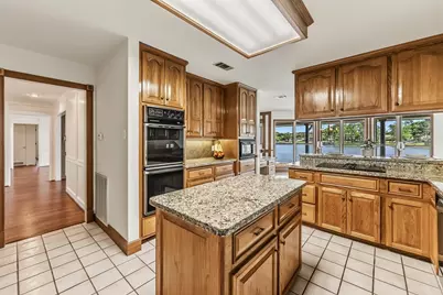 2008 Wickersham Drive, Huntsville, TX 77340 - Photo 18
