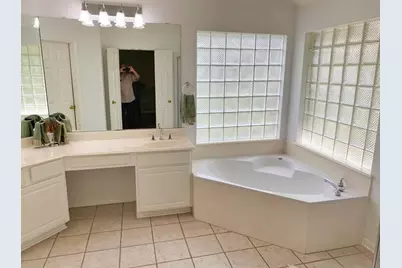 15427 Truslow Point Lane, Sugar Land, TX 77478 - Photo 18