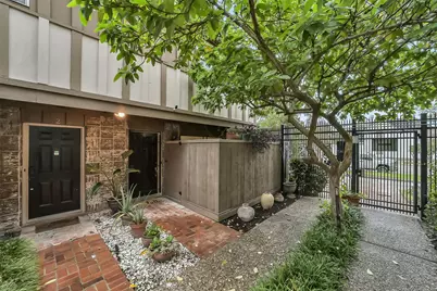 2574 Marilee Lane #1, Houston, TX 77057 - Photo 1