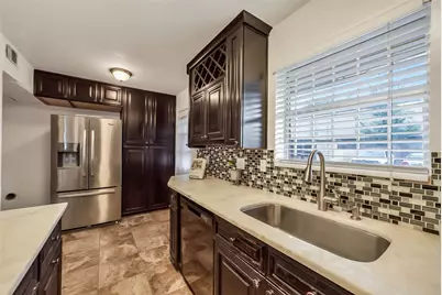 2574 Marilee Lane #1, Houston, TX 77057 - Photo 10