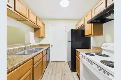 12642 Ashford Meadow Drive #D, Houston, TX 77082 - Photo 4