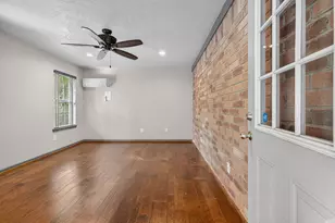 103 Breezy Point Pl, The Woodlands, TX 77381 - Photo 24