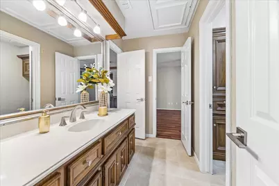 1030 Crossroads Drive, Houston, TX 77079 - Photo 32