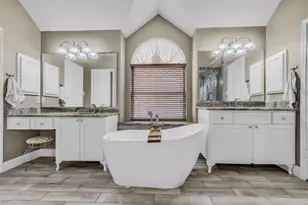 326 N Cypress Estates Cir, Spring, TX 77388 - Photo 24