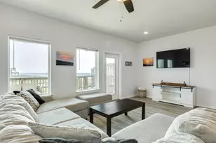 116 Howard Ave, Surfside Beach, TX 77541 - Photo 8