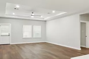 387 Autumn Ln, Livingston, TX 77351 - Photo 8