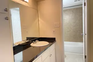 2626 Holly Hall St, Houston, TX 77054 - Photo 6