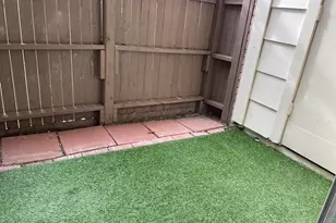 2626 Holly Hall St, Houston, TX 77054 - Photo 10