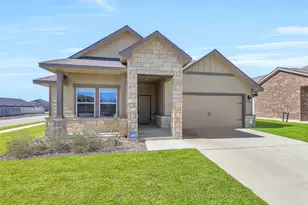 2136 Chief St, Bryan, TX 77807 - Photo 2