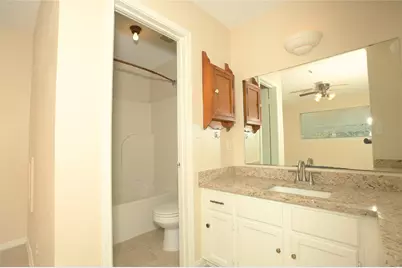 206 Banyan Street, Lake Jackson, TX 77566 - Photo 10