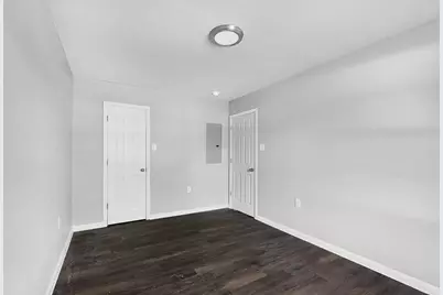 6910 Kassarine Pass, Houston, TX 77033 - Photo 14