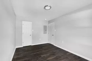 6910 Kassarine Pass, Houston, TX 77033 - Photo 14