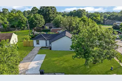 6910 Kassarine Pass, Houston, TX 77033 - Photo 20